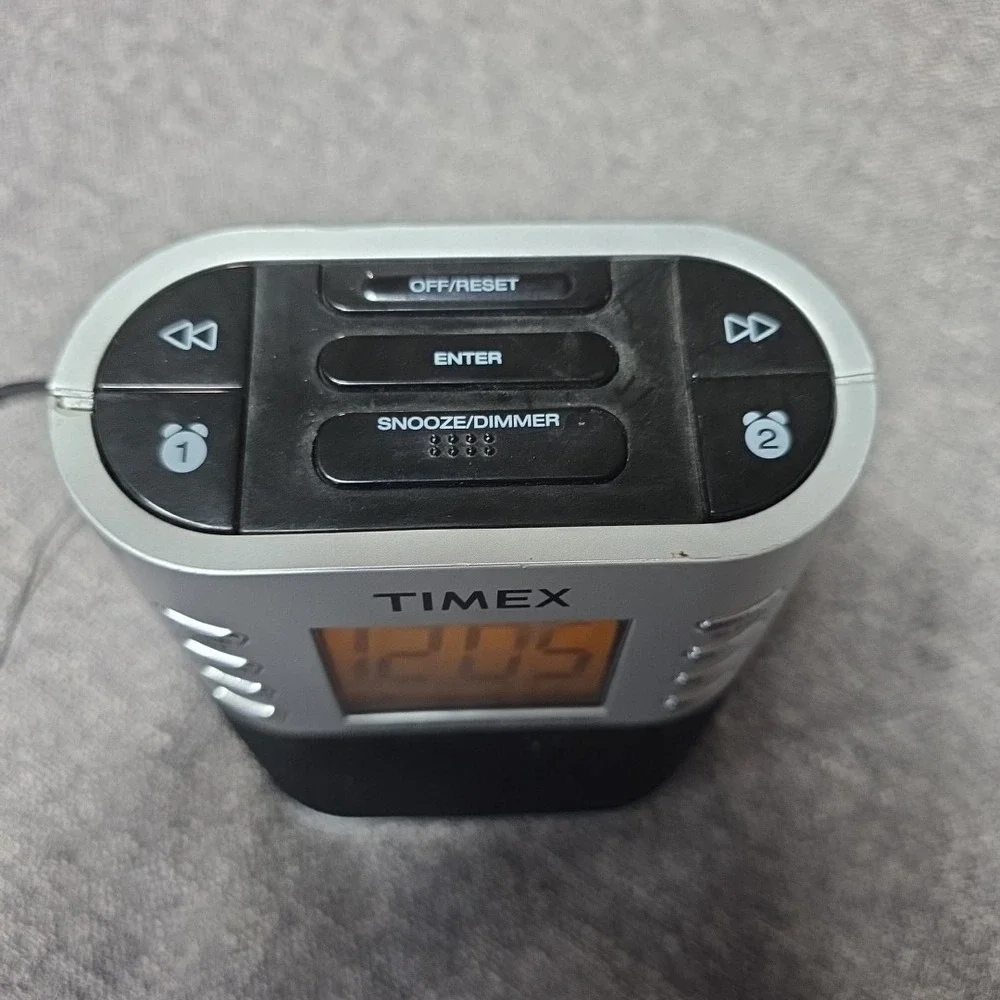 Timex Clock with AM/FM Radio and Nature Sounds Model T307S
